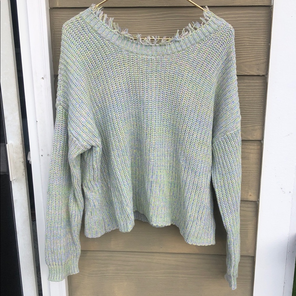 EUC 525 America pastel sweater